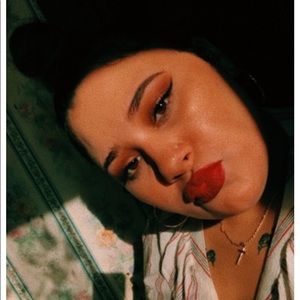 Meet your Posher, Faith